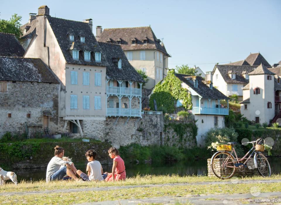Pique-nique-famille-Argentat-sur-Dordogne-Malika-Turin.jpg-1200px