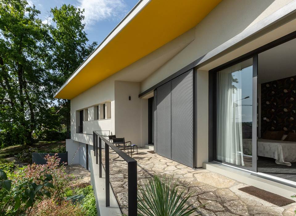 Les 2 chambres donnent sur une terrasse privative © Malika Turin