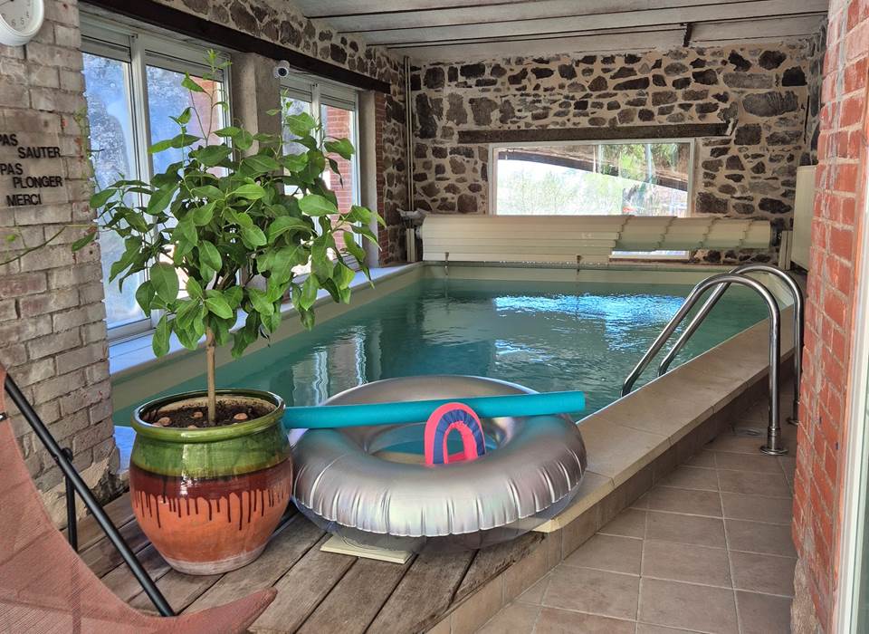 piscine intérieure
