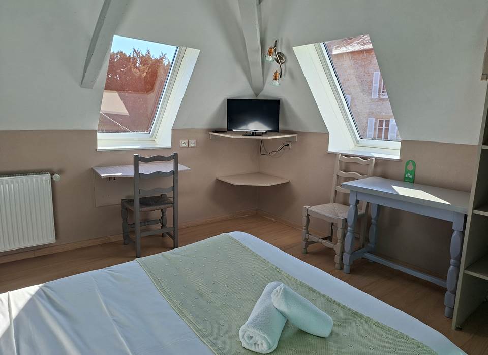 CHAMBRE 25