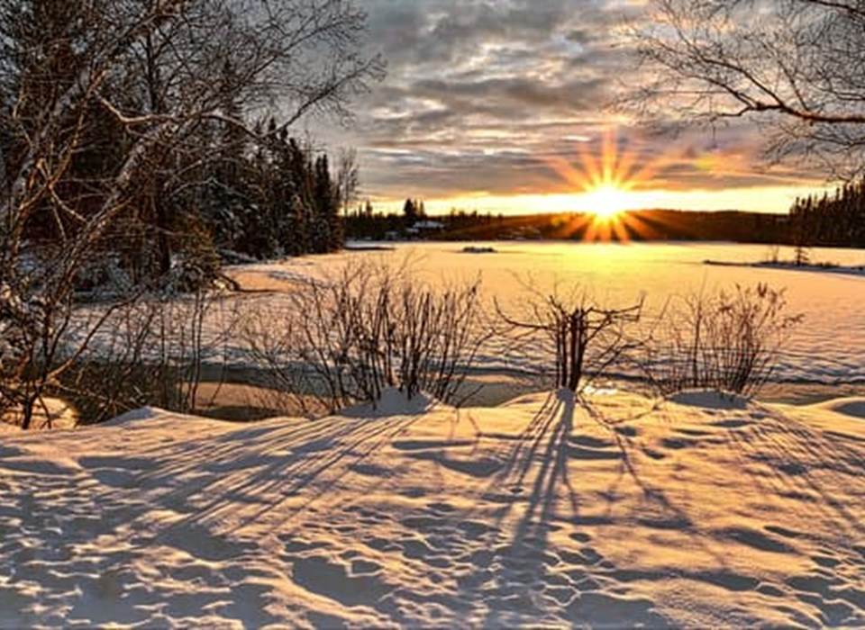 Couché de soleil sur les prairies