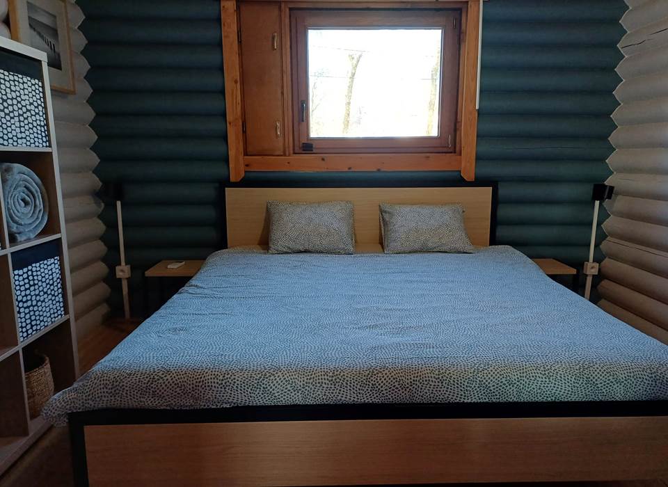 Le chalet du Ménobu 'La 1ére chambre à coucher lit double'