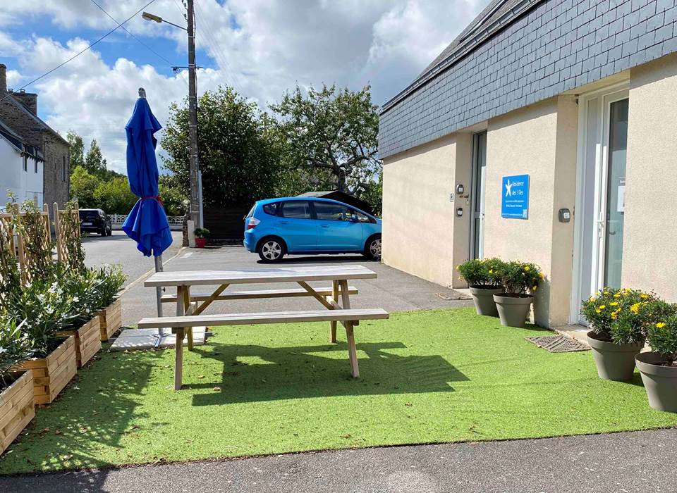 Re´sidence des 3 i^les_Binic-Etables sur mer_Parking vue cote