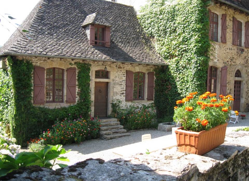 le Pradel_cote_cour