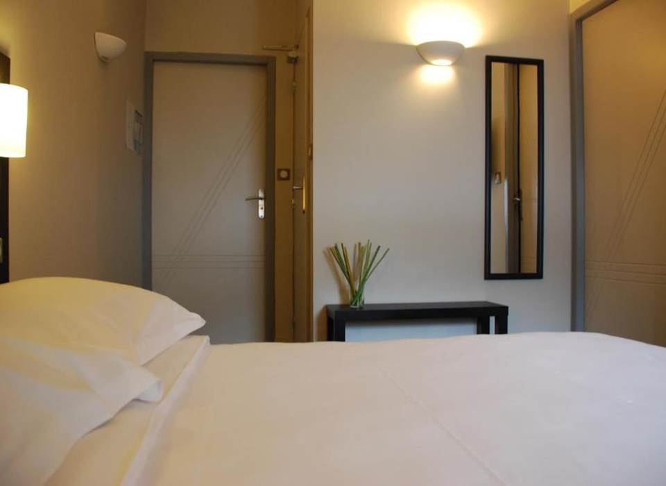 Hotel Ruthenium