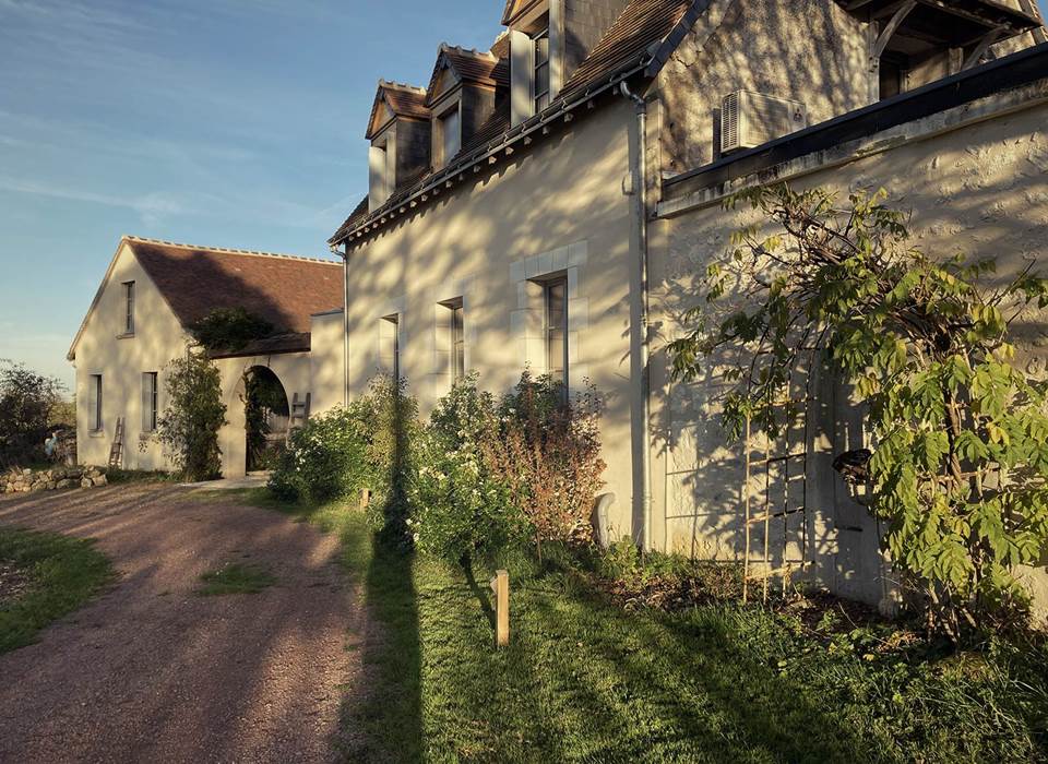 Maison-Chemin-Chambres-d-hotes-Amboise-longue-facade