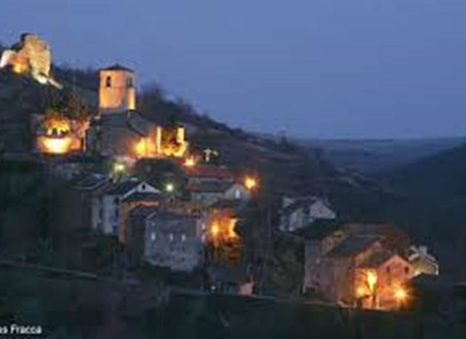 photo village combret