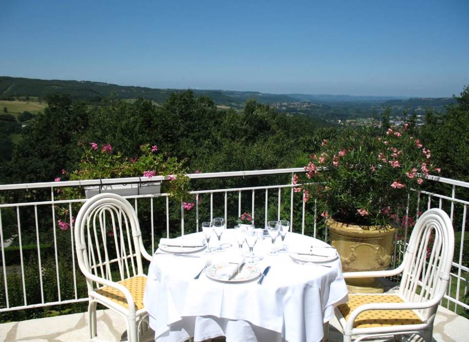 Villa Ric - terrasse vue Vallée de la dordogne