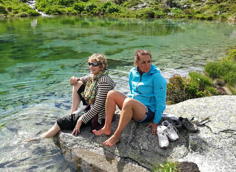 Trempette dans le lac vert