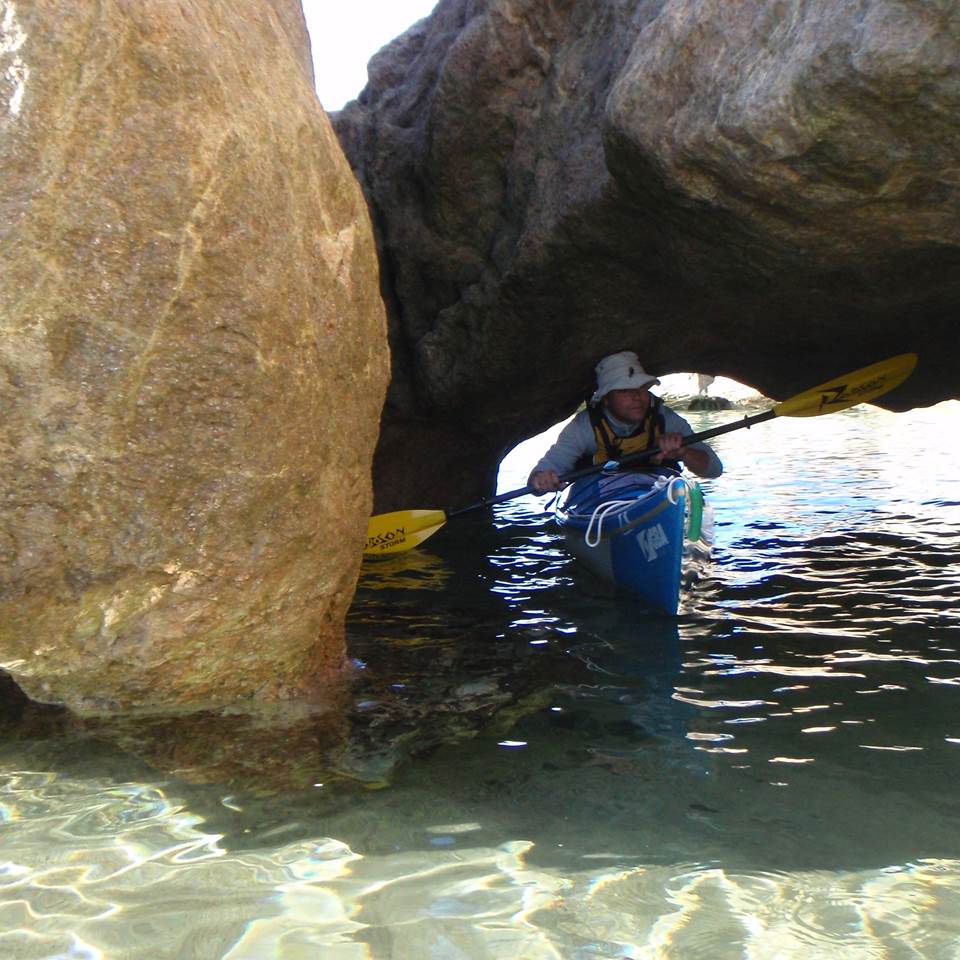 Abbartello kayak Corse, grotte de Vetricella à Propriano