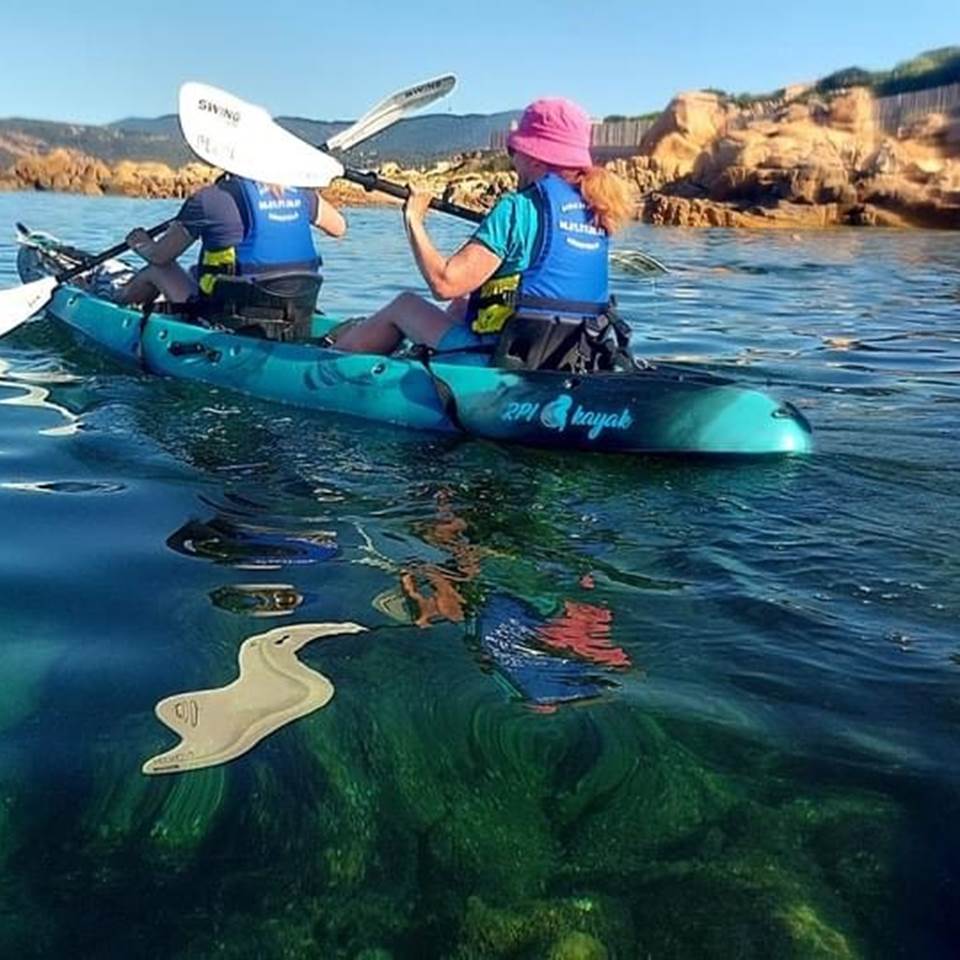 Eau translucide Abbartello kayak Corse