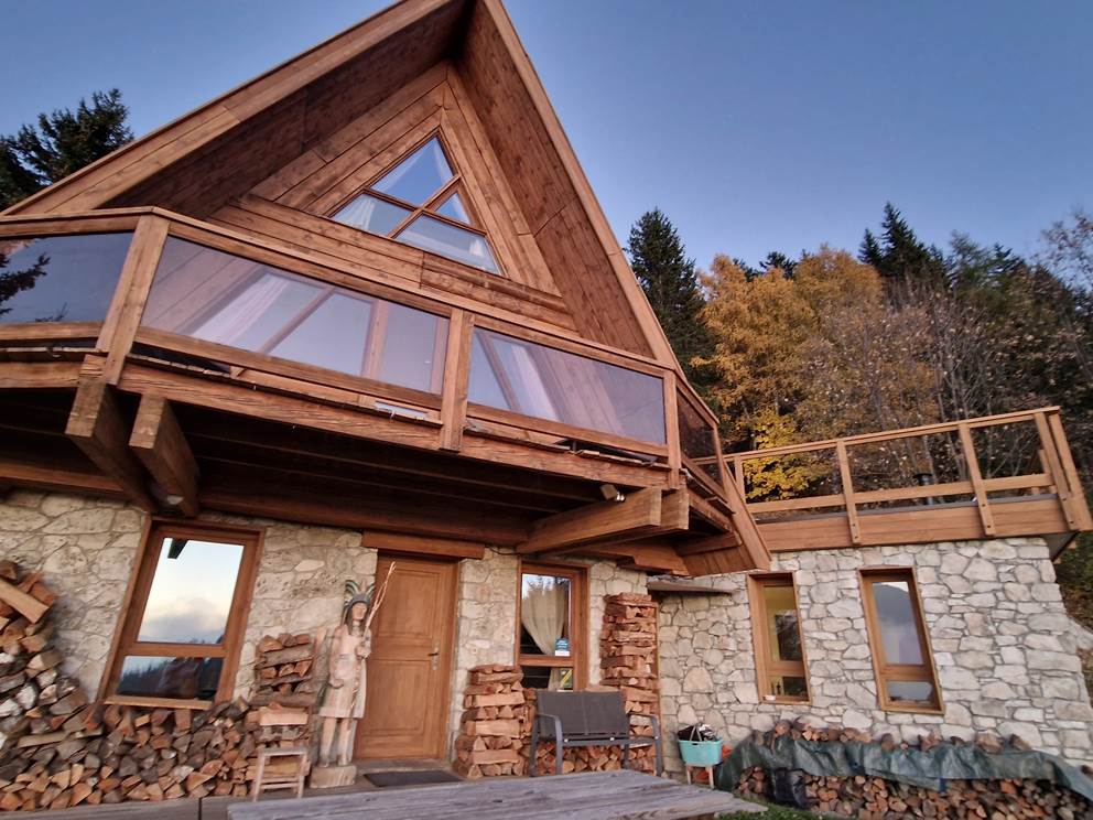 VUE GENERALE DU CHALET