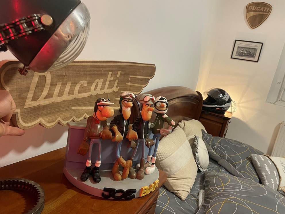 café racer, motard, moto classique, rockin 70's , moto vosges