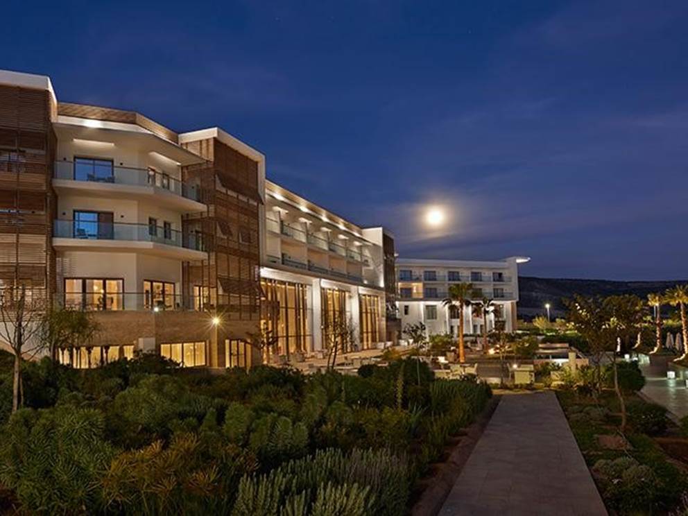 HYATT 10