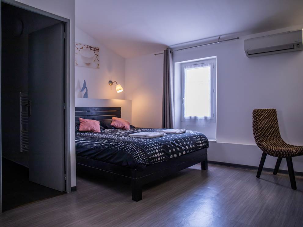 Chambre 3 - Lit