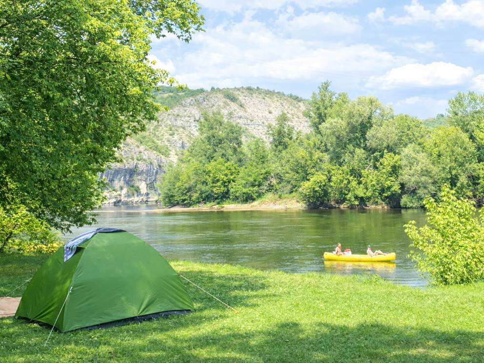 Emplacement tente - Bord de riviere