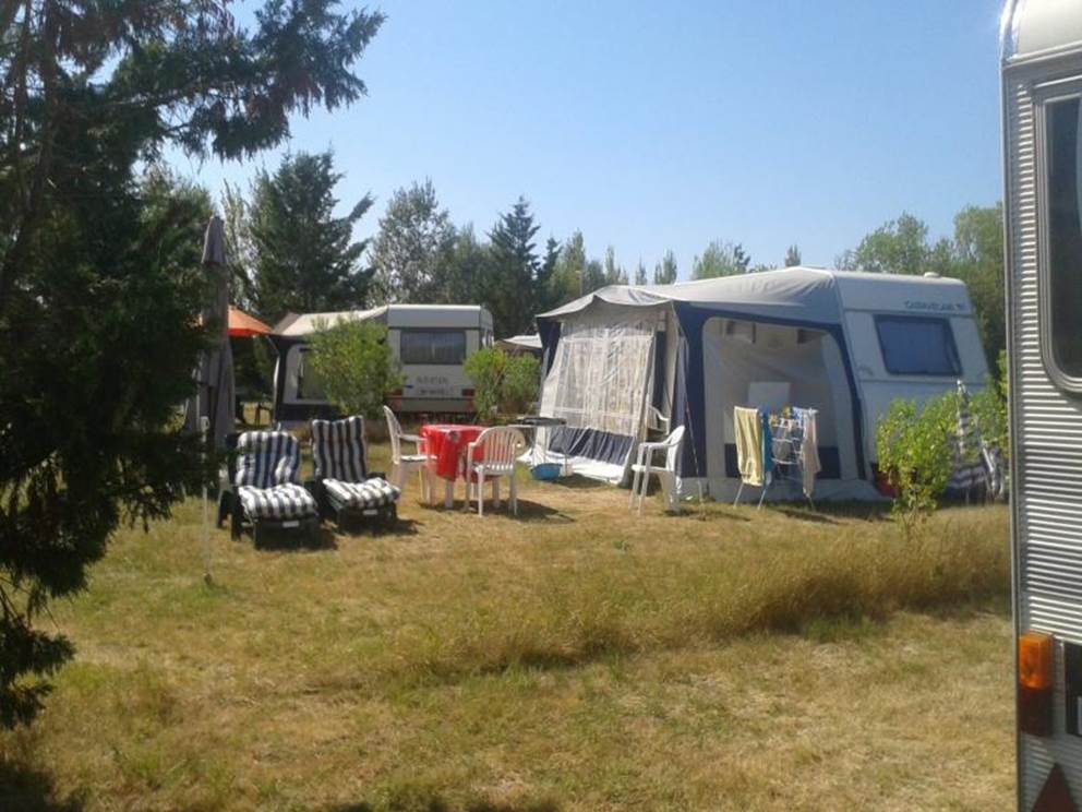 aire-naturelle-camping-chagnelles-91762-2_w800