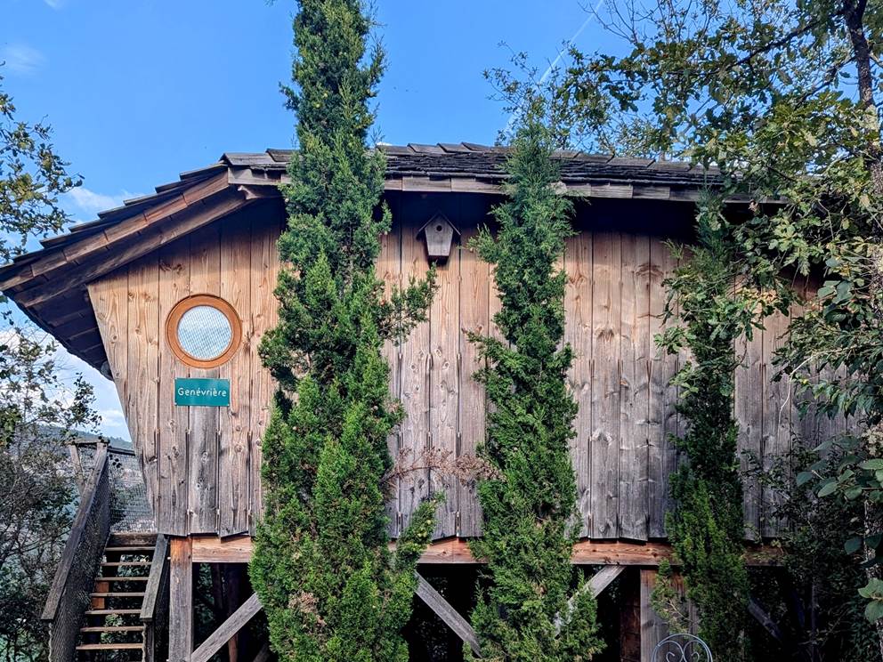 Cabane La Genevrière